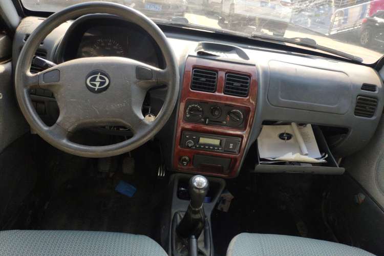 Used Zotye Jiangnan TT 2010 0.8L Comfort Version