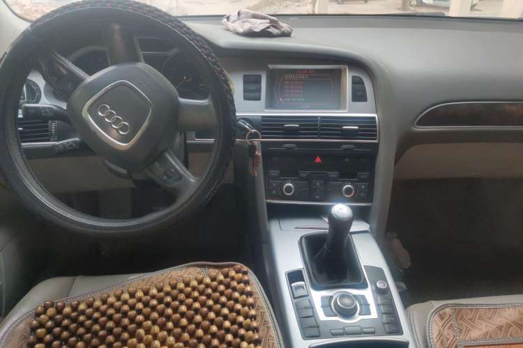 Used Audi A6L 2009 2.0 TFSI manual standard version
