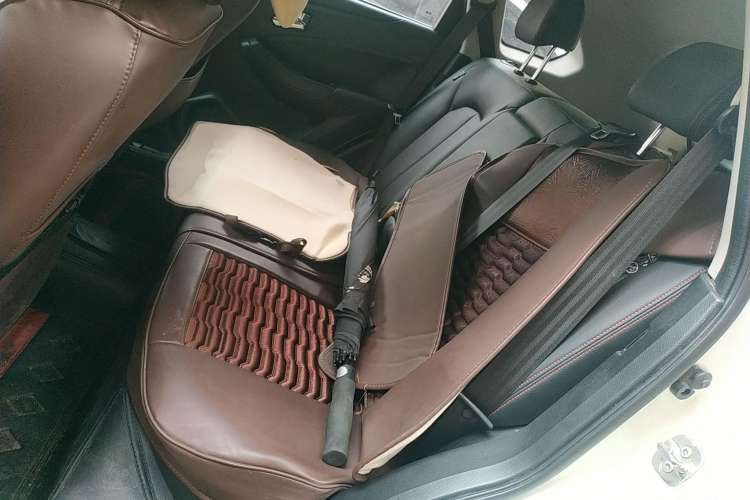 Used Venucia T70 2020 2.0L CVT Luxury Edition China VI Standard
