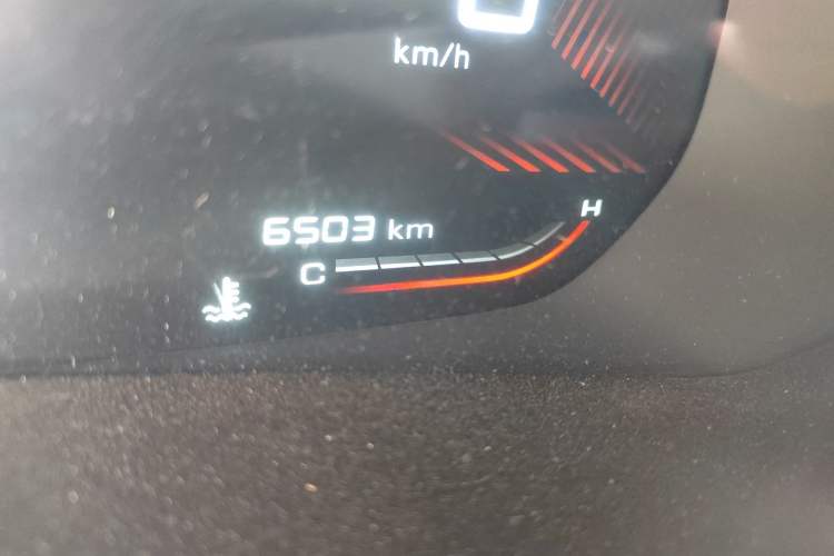 Used Wuling Alvez 2022 1.5T CVT Trendy & Cool Edition
