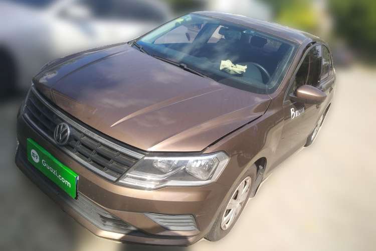 Used Volkswagen Jetta 2017 1.5L Manual Fashion Edition