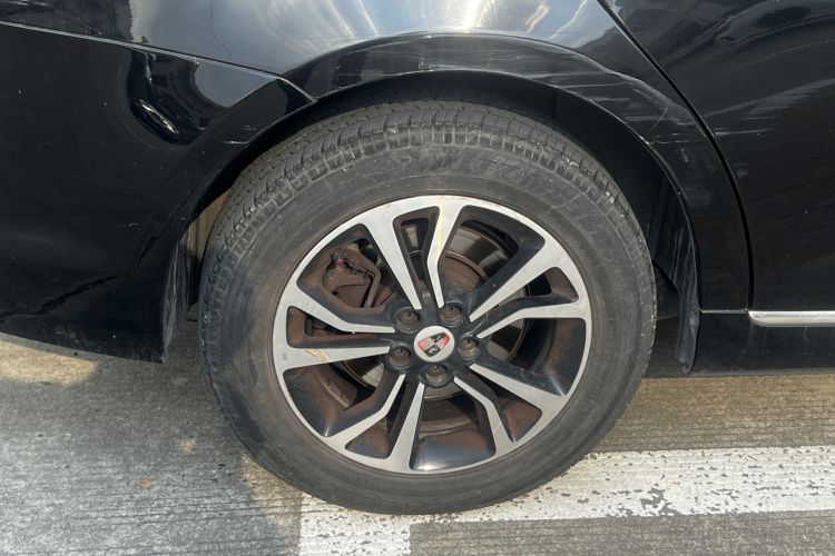 Used Roewe e550 2016 Deluxe Edition