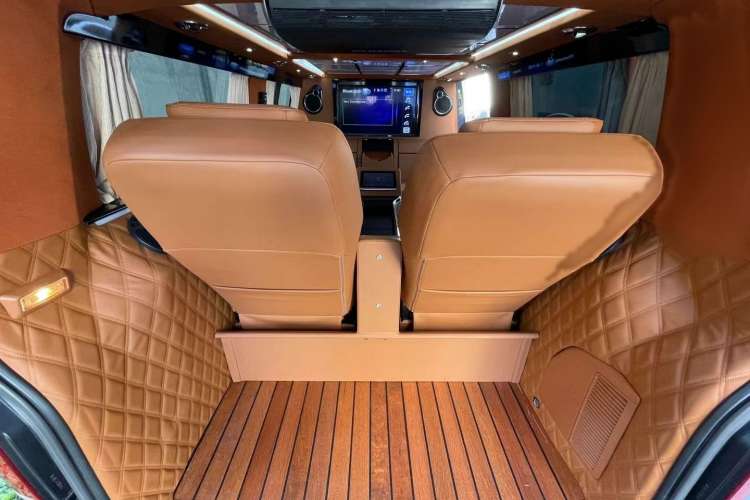 Used Volkswagen Caravelle 2017 2.0 TSI 4x4 Luxury Edition 7-Seater