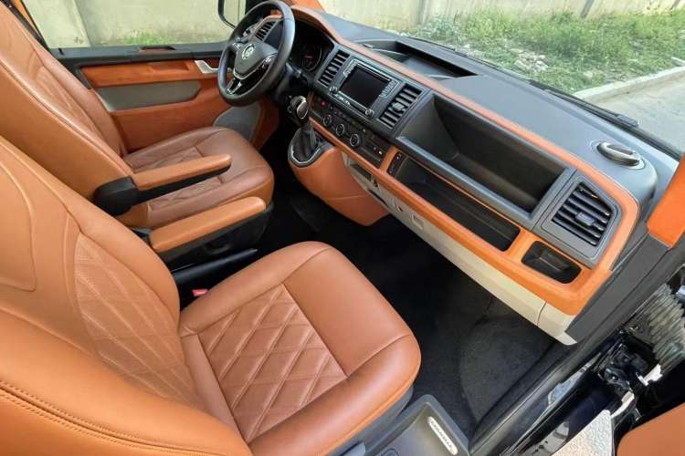 Used Volkswagen Caravelle 2017 2.0 TSI 4x4 Luxury Edition 7-Seater