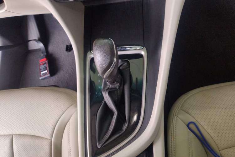 Used Buick GL6 2018 18T 6-Seater Elite Model