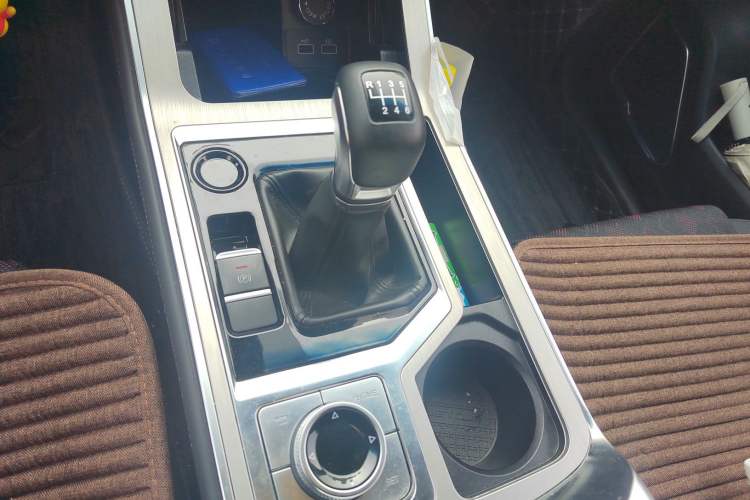 Used JETOUR X70 2022 1.5T Manual Le Xing Edition 7 Seats Gear Lever