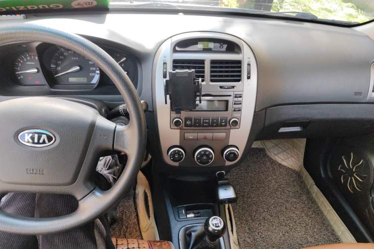 Used Kia Cerato 2012 1.6L MT GL
