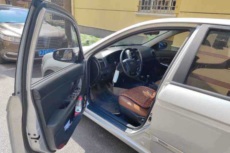 Used Kia Cerato 2012 1.6L MT GL
