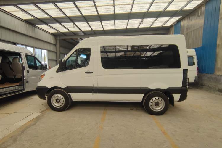 Used JAC Sunray 2021 2.0T 4-Series Star Express 8/9-Seater D20TCIF1