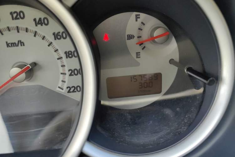 Used Nissan Tiida 2008 1.6L Manual Fashion Model
