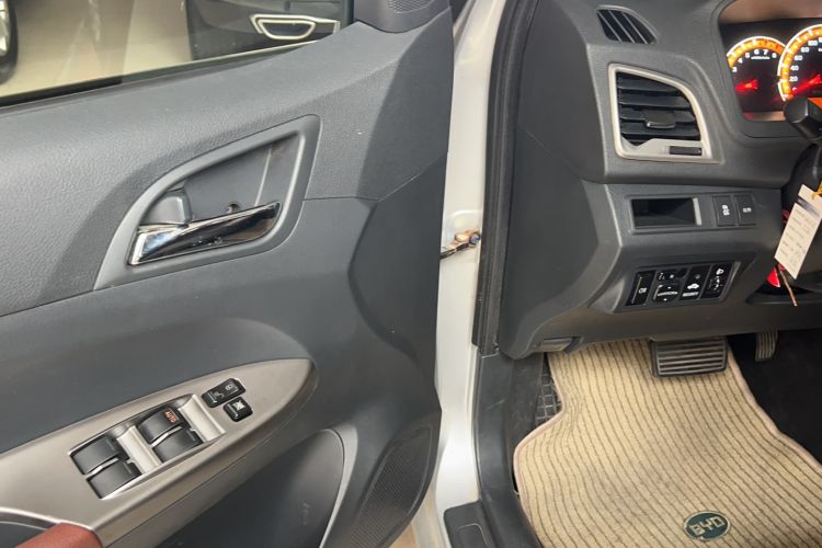 Used BYD F3 2015 Energy-Saving Edition 1.5L Automatic Luxury Model
