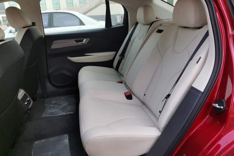 Used Hongqi E-QM5 2023 620km PLUS