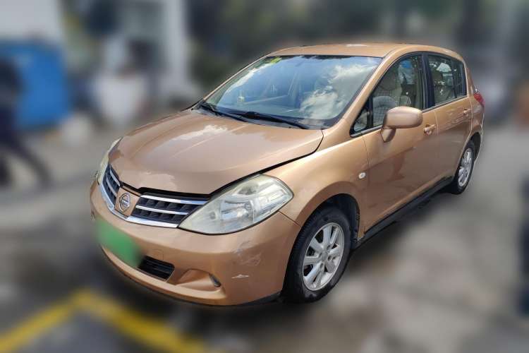 Used Nissan Tiida 2008 1.6L Manual Fashion Model