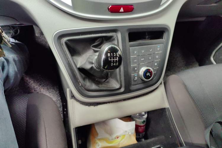 Used JAC M4 2020 2.0 CTI Diesel Manual JingShang Version China VI Standard