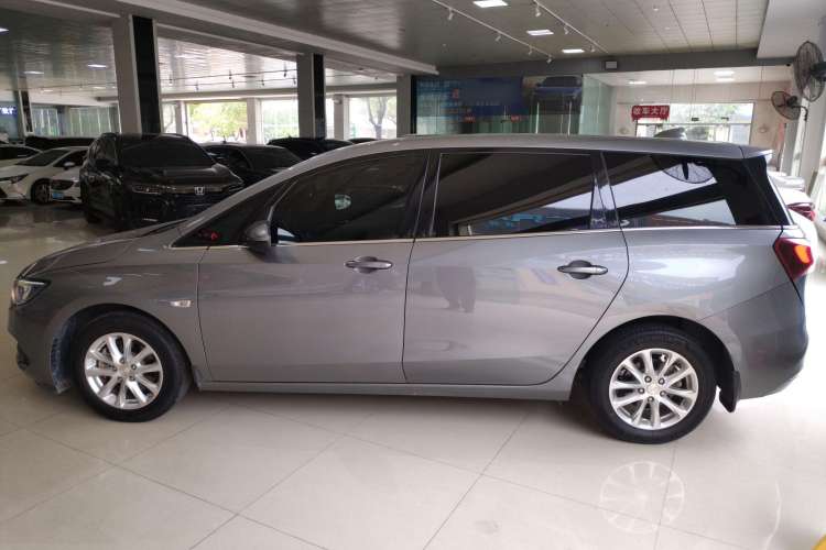 Used Buick GL6 2018 18T 6-Seater Elite Model