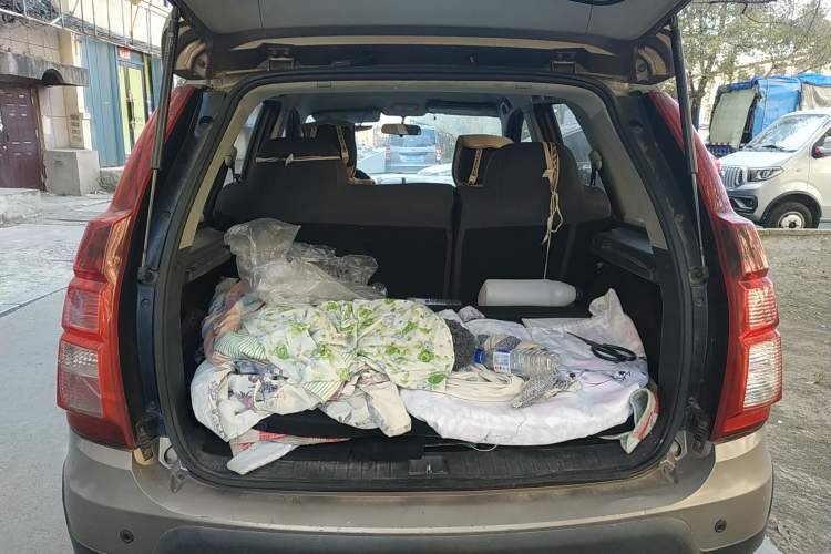 Used FORTHING Joyear X5 2013 1.6L Manual Luxury Model