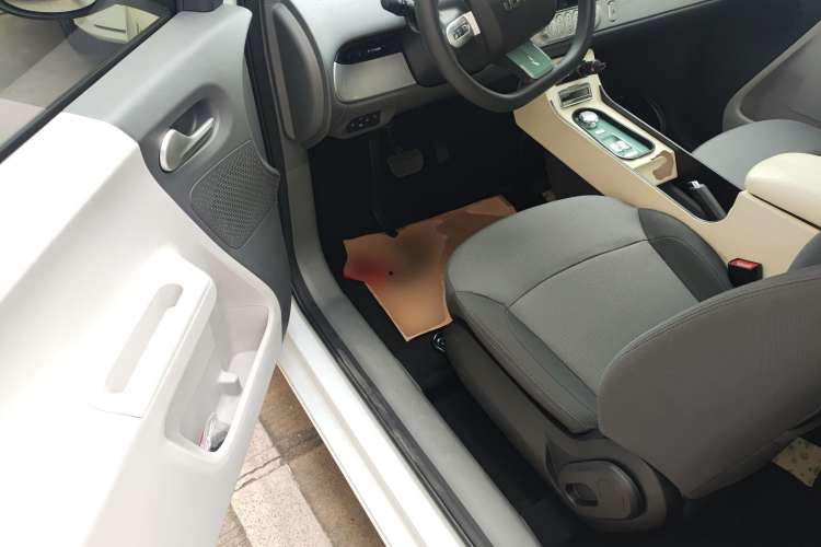 Used Changan Lumin 2022 210km Sweet Edition