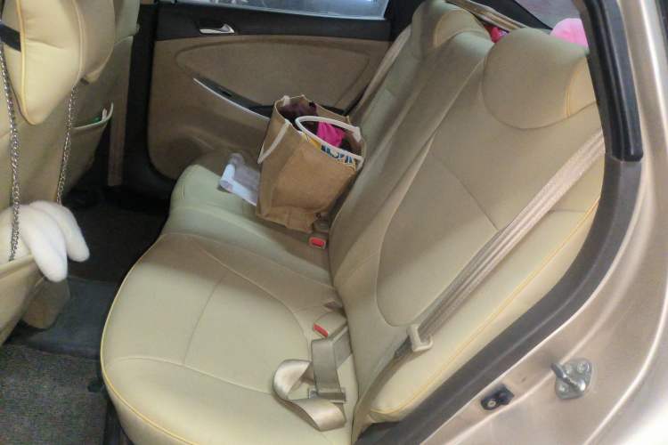 Used Hyundai Verna (older generation) 2010 Sedan 1.4L Automatic Comfort Model GS