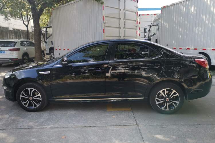 Used Roewe e550 2016 Deluxe Edition