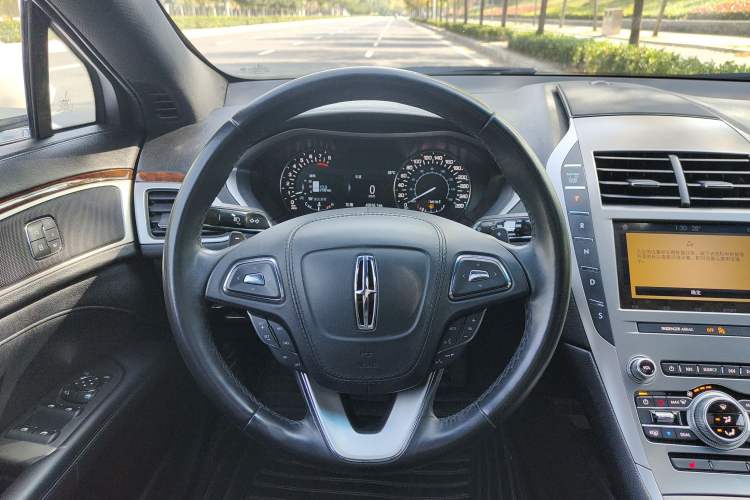 Used Lincoln MKZ 2018 2.0T Premium Edition