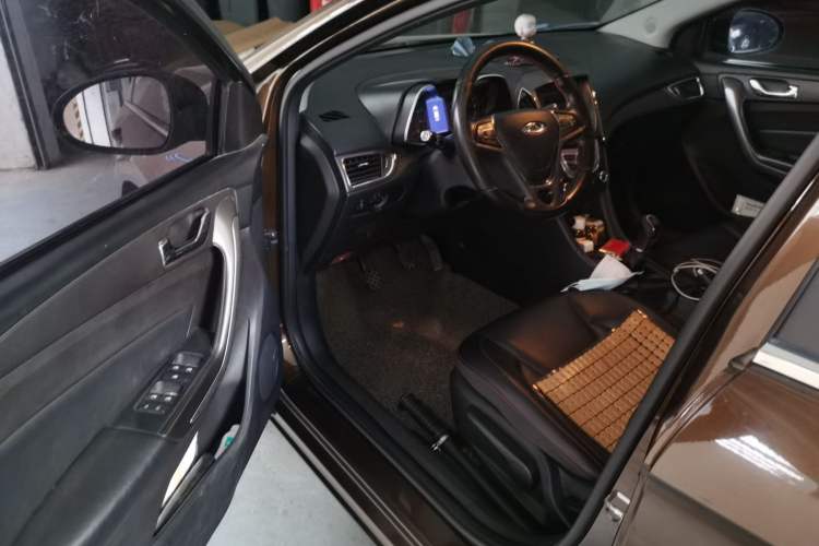 Used Chery Arrizo 5 2016 1.5L Manual Lingchao Edition
