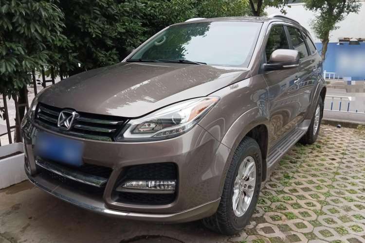 Used JMC Yusheng S350 2014 2.4T Automatic 4x4 Diesel Luxury Version with Sunroof 5 Seats