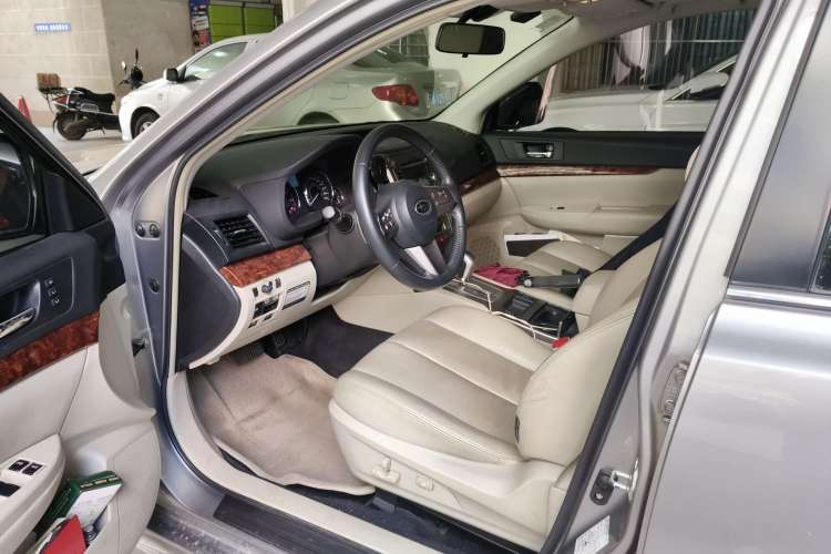 Used Subaru Legacy 2010 2.5i Luxury Edition