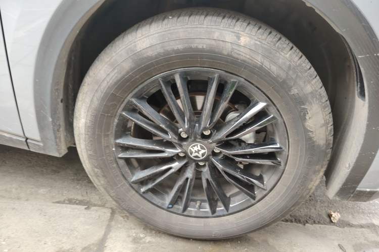 Used Venucia V 2021 260T Idol Edition
