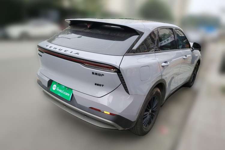 Used Venucia V 2021 260T Idol Edition
