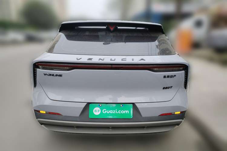 Used Venucia V 2021 260T Idol Edition
