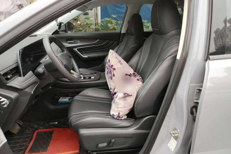 Used Venucia V 2021 260T Idol Edition
