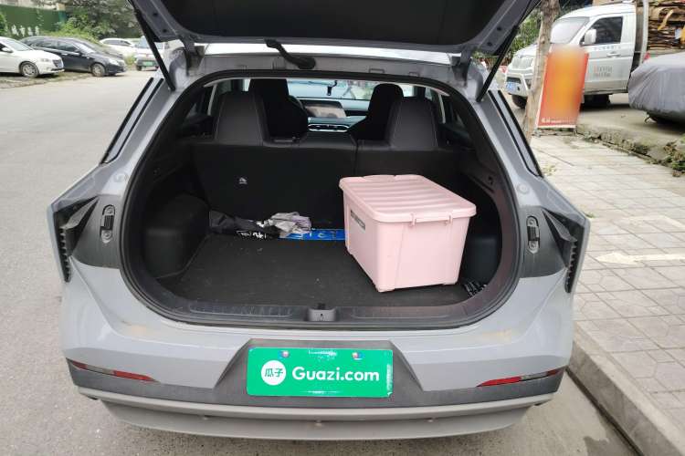 Used Venucia V 2021 260T Idol Edition
