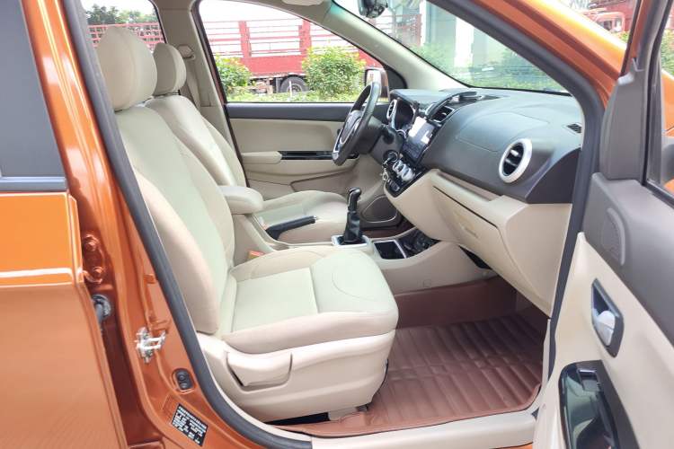 Used Jinbei 750 2015 1.5L Luxury Model
