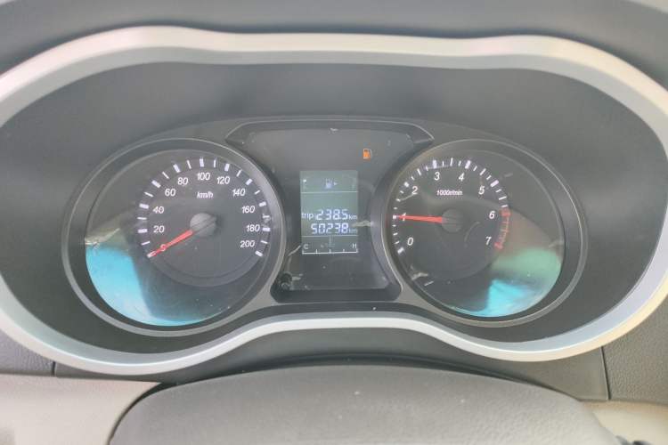 Used Jinbei 750 2015 1.5L Luxury Model
