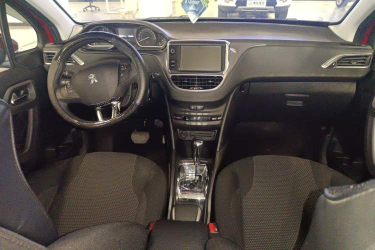 Used Peugeot 2008 2014 1.6L Automatic Fashion Edition
