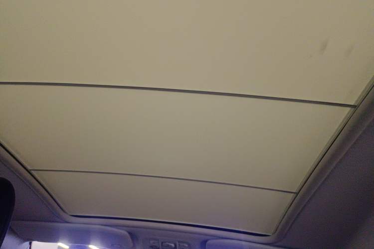 Used Peugeot 2008 2014 1.6L Automatic Fashion Edition
