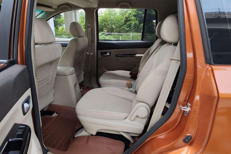 Used Jinbei 750 2015 1.5L Luxury Model
