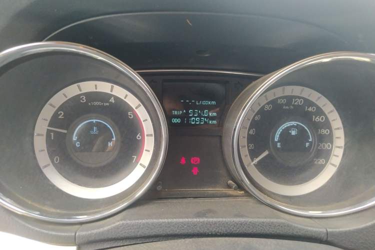 Used Foday Lion F22 2015 2.4L Two-Wheel-Drive Gasoline Standard Version 4G69S4N