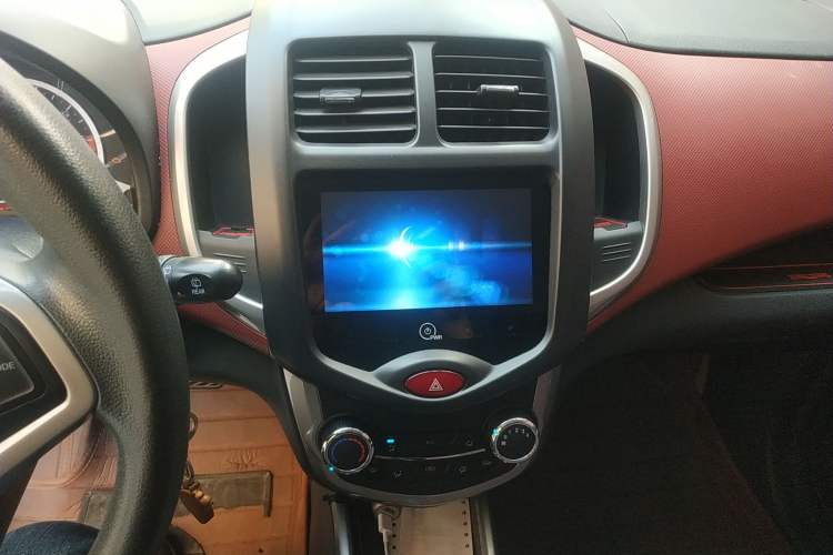 Used Changan Benni 2015 1.4L IMT Luxury Model China IV
