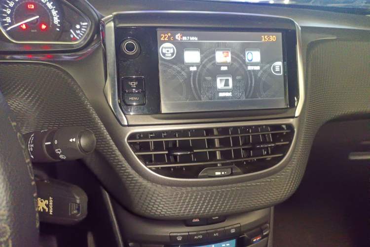 Used Peugeot 2008 2014 1.6L Automatic Fashion Edition
