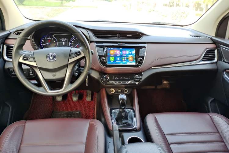 Used Changan Lingxuan 2017 1.5T Manual Joyful & Happy Model