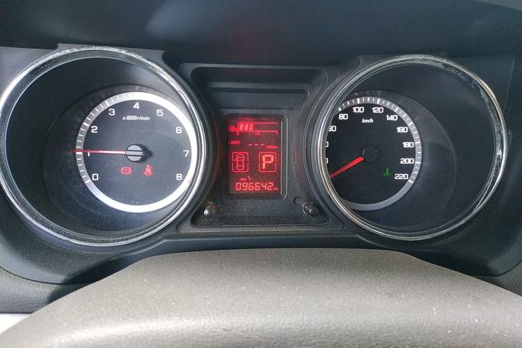 Used Dongfeng Aeolus A60 2014 1.6L Automatic Luxury Model