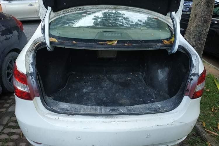 Used Dongfeng Aeolus A60 2014 1.6L Automatic Luxury Model