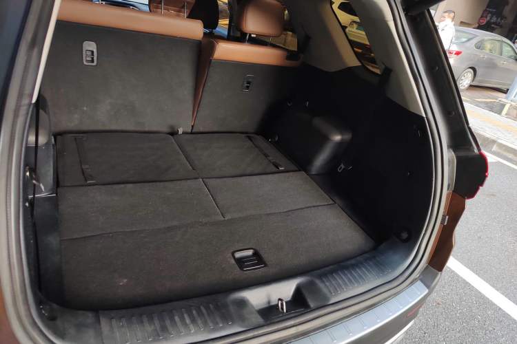 Used CHANGAN CS95 2017 2.0T Four-Wheel Drive ZhiZun Edition