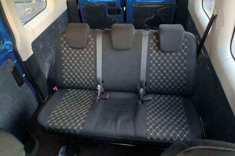 Used Iveco  2021 3.0T Automatic Chaorui Short Wheelbase High-Roof Side-Sliding Door F1C