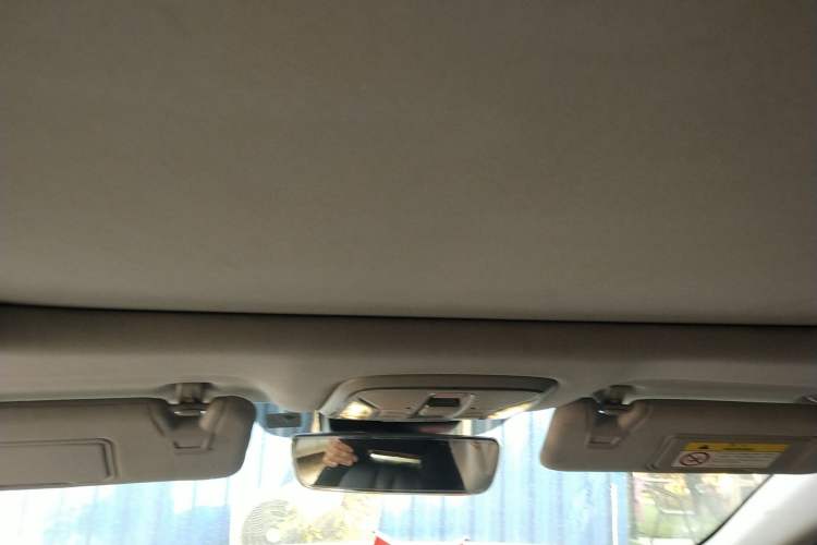 Used GAC Group Toyota iA5 2019 Luxury Edition Headliner