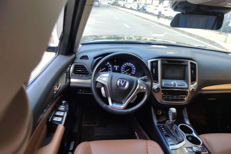 Used CHANGAN CS95 2017 2.0T Four-Wheel Drive ZhiZun Edition