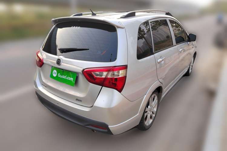 Used Suzuki Liana A6 2015 Hatchback 1.4L Manual Enjoyment Model
