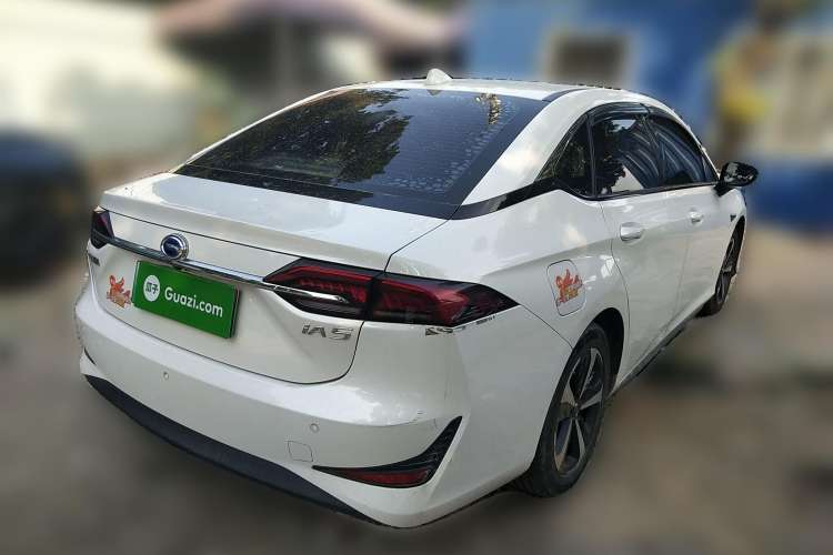 Used GAC Group Toyota iA5 2019 Luxury Edition Rear Right 45 Deg