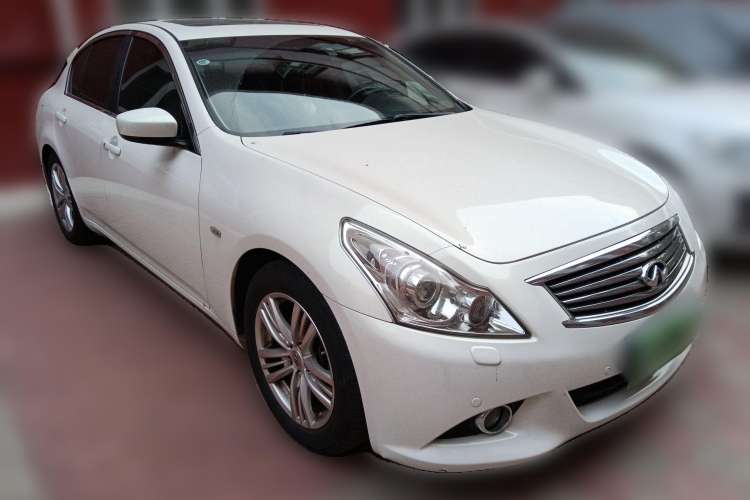 Used Infiniti G Series 2013 G25 Sedan Luxury Sport Edition Front Right 45 Deg